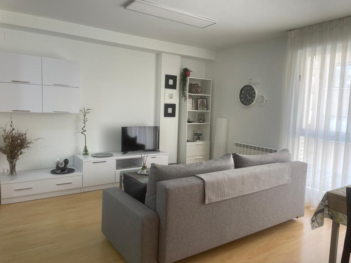 Apartamento Pinares Apartman Soria Kültér fotó